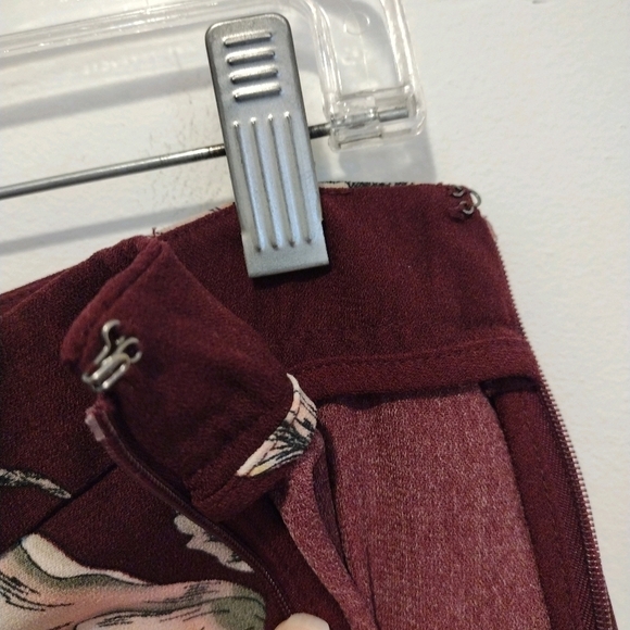 Lauren Conrad - Runway Floral Crop Wide Leg Pants - Picture 8 of 14